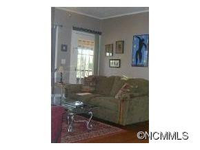 175 Pennsylvania Avenue - Photo 4