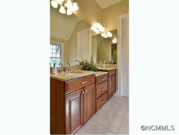 284 Racquet Club Road - Photo 16