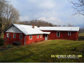 110 Devlin Street - Photo 2