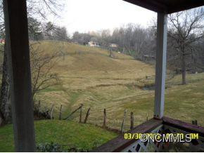 110 Devlin Street - Photo 3