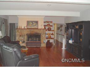 1015 Tanner's Grove Road - Photo 11