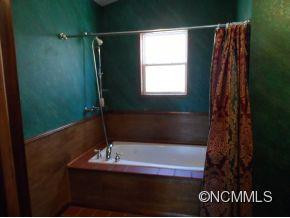1453 Fox Creek Road - Photo 9