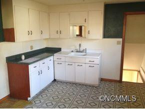 205 Allen Road - Photo 4