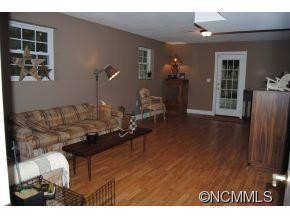 28 Glen Cove Rd - Photo 24