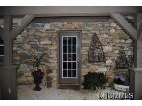 28 Glen Cove Rd - Photo 6