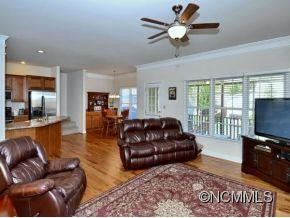7 WHITLEIGH COURT - Photo 6