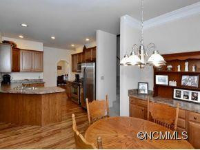 7 WHITLEIGH COURT - Photo 10