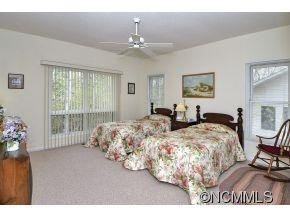 1825 Riverview Court - Photo 12