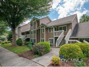 4 Creekside Lane