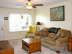 303 Buck Cove Terrace - Photo 3