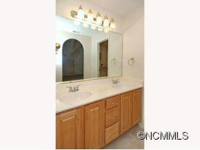 11 STONEBRIDGE DRIVE - Photo 9