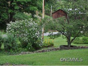 555 SMITH CREEK ROAD - Photo 17