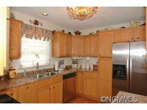 215 Butternut Lane - Photo 4