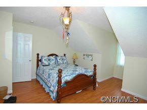 215 Butternut Lane - Photo 9