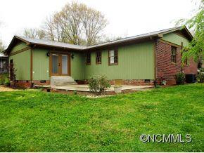 257 Foxcroft Drive - Photo 2