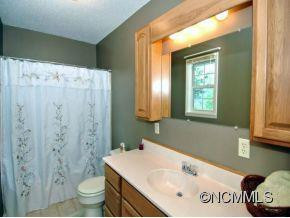 114 PONDVIEW DRIVE - Photo 10