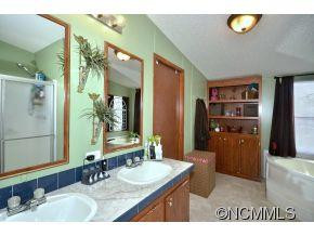 16 Saint Matthews Drive - Photo 10