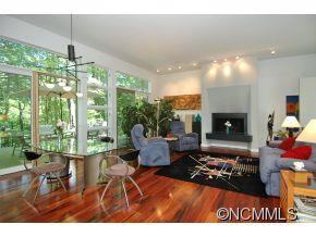 544 Paradise Lane - Photo 3