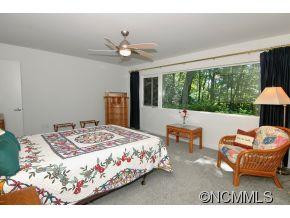 544 Paradise Lane - Photo 10