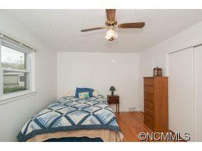 203 Oak Grove Road - Photo 15
