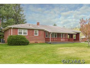 203 Oak Grove Road - Photo 3