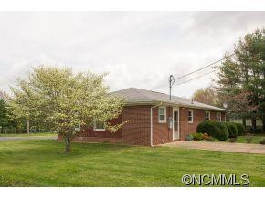 203 Oak Grove Road - Photo 21