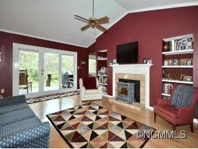 107 LAUREL SUMMIT DR - Photo 2