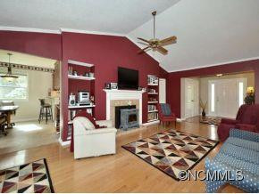 107 LAUREL SUMMIT DR - Photo 3
