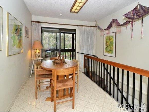 464 Crowfields Drive - Photo 11