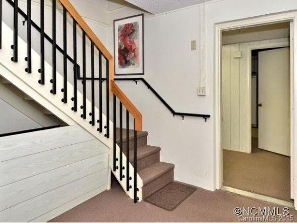 464 Crowfields Drive - Photo 17