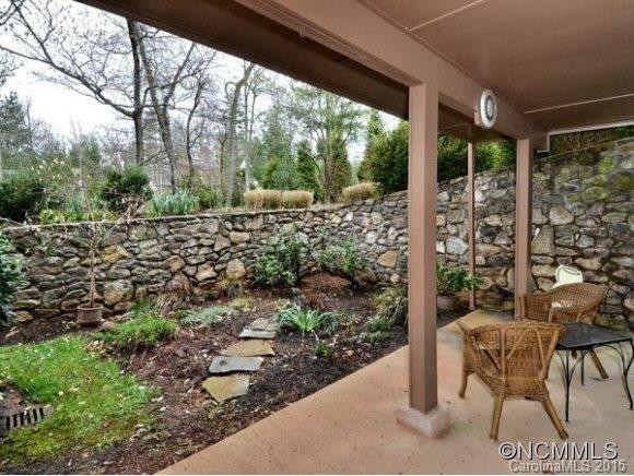 464 Crowfields Drive - Photo 7