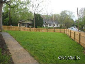 77 Allen St - Photo 2