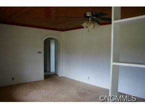 152 BARTLEY STREET - Photo 5