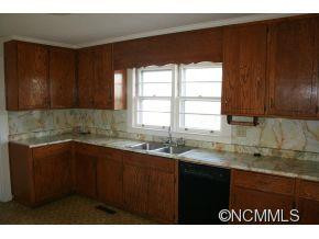152 BARTLEY STREET - Photo 6
