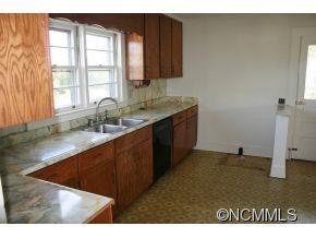 152 BARTLEY STREET - Photo 7