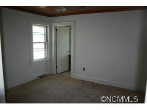 152 BARTLEY STREET - Photo 8