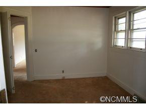 152 BARTLEY STREET - Photo 10