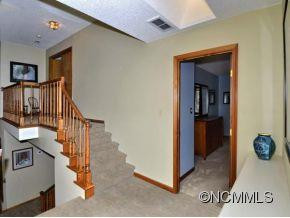 44 TREETOP DRIVE - Photo 14