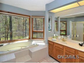 44 TREETOP DRIVE - Photo 16