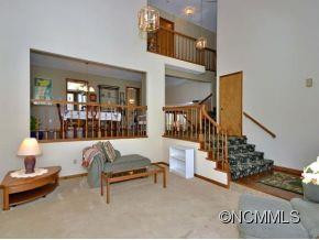 44 TREETOP DRIVE - Photo 6
