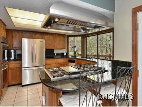 44 TREETOP DRIVE - Photo 9