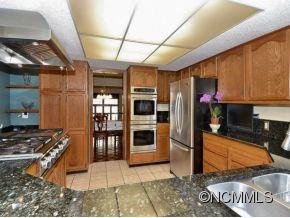 44 TREETOP DRIVE - Photo 10