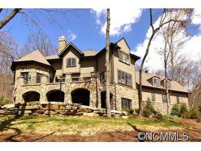 820 Blackthorne Lane