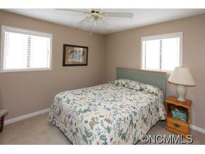 1392 Mount Chalet Road - Photo 11