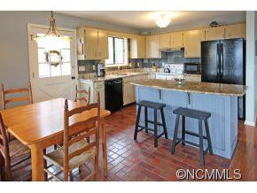 1392 Mount Chalet Road - Photo 5