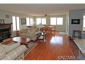 1392 Mount Chalet Road - Photo 10