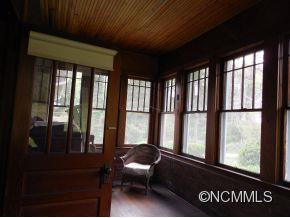  - Photo 12