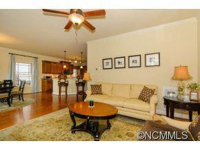 23 Jeff Drive - Photo 5