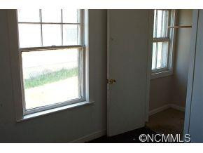 364 Deaverview Rd - Photo 5