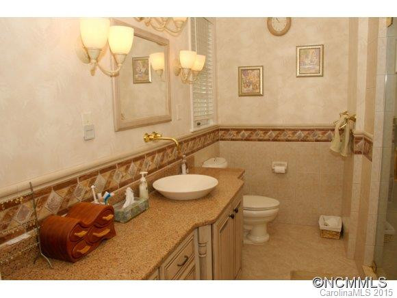 430 SUMMERSET DRIVE - Photo 11